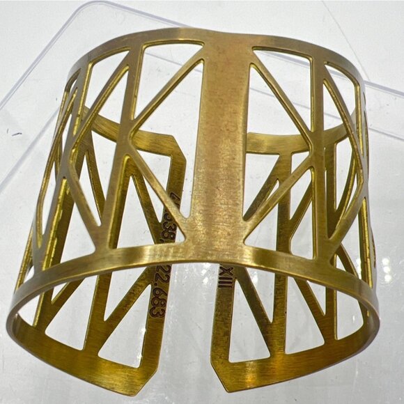 Vtg Betsy Iya Brass Cuff Bracelet Freemont Bridge Unisex 2.25" Wide Sz 6.25 Adj - Picture 2 of 7